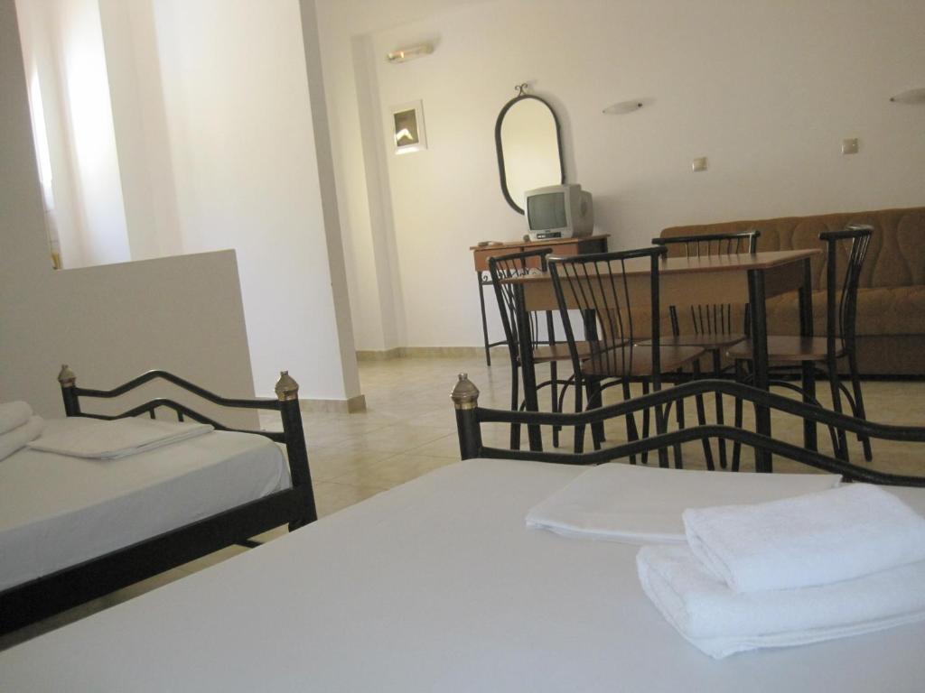 Sfinias Apartments Kaloí Liménes Cameră foto