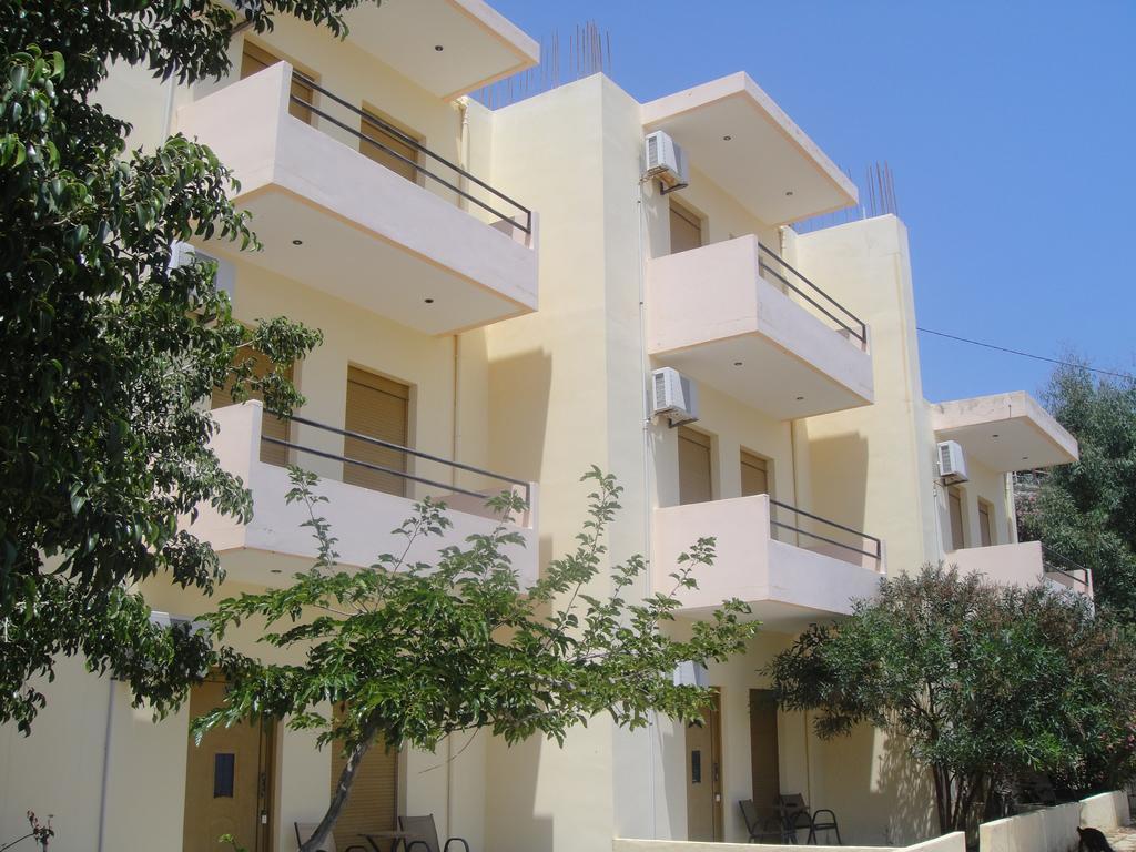 Sfinias Apartments Kaloí Liménes Exterior foto